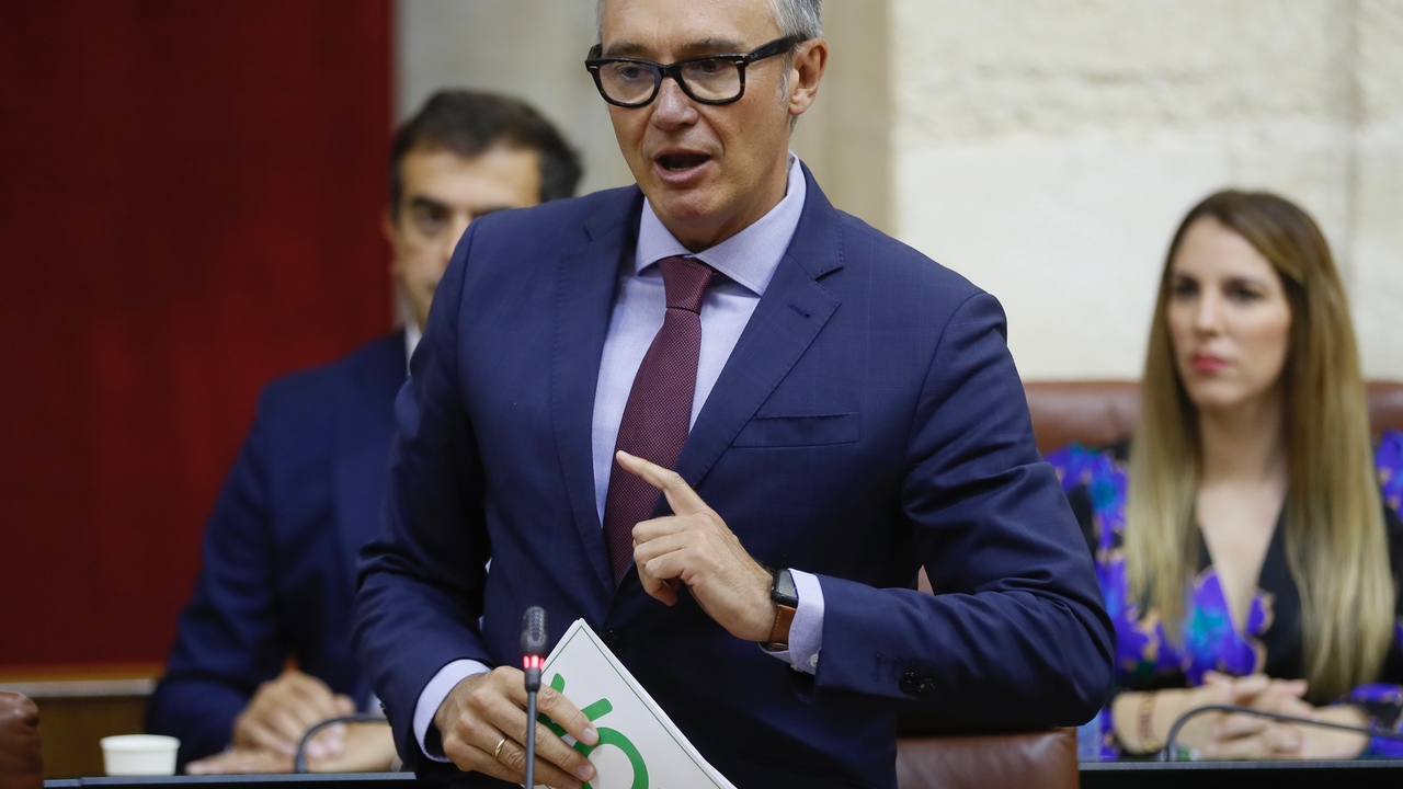 Vox ya ‘enseña la patita’ y pedirá entrar en la Junta de Andalucía