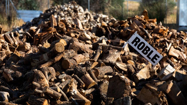 El Consejo de Ministros acaba de aprobar una rebaja del IVA del 21% al 5% en los suministros de pellets, briquetas y leña que entrará en vigor el 1 de octubre