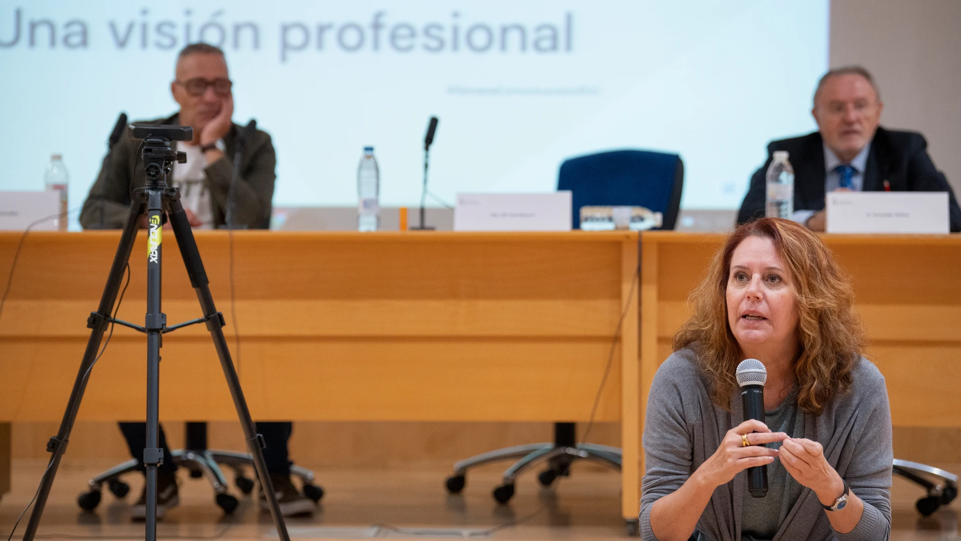 Maria Jose Navarro y Goyo Gonzalez en las ponencias de la Semana de la Comunicacion en la URJC