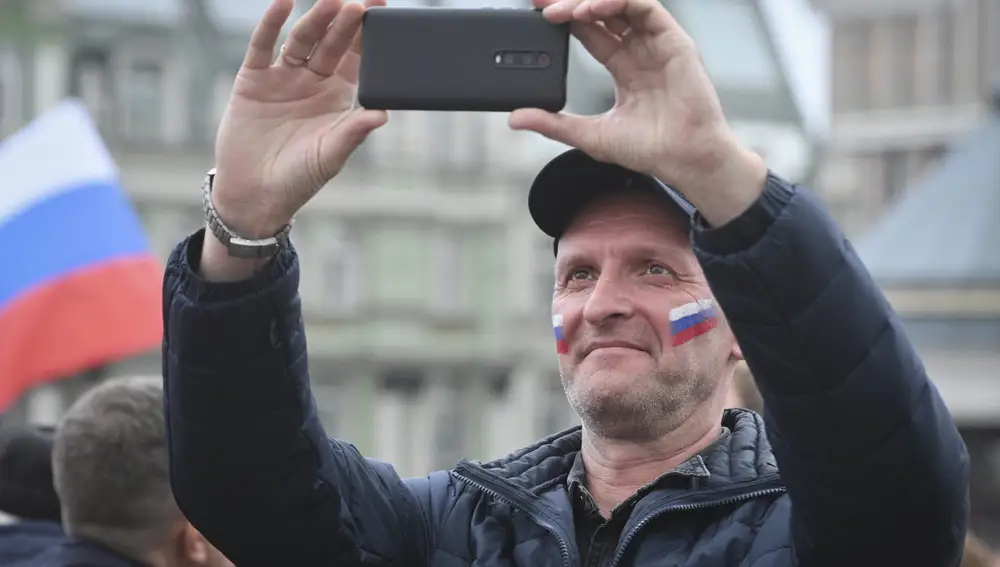 Baño de masas de Putin en Moscú: decenas de miles de rusos celebran la anexión de las cuatro regiones de Ucrania