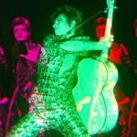 Una imagen del documental "Moonage Daydream", que acaba de llegar a los cines españoles