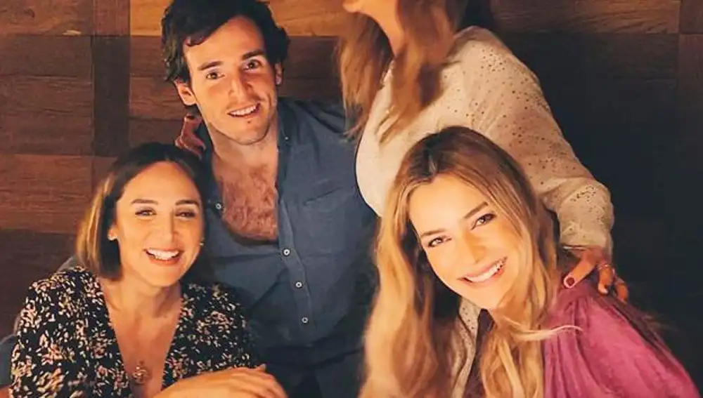 Tamara Falcó, Íñigo y Alejandra Onieva y Carolina Molas, madre de los dos últimos