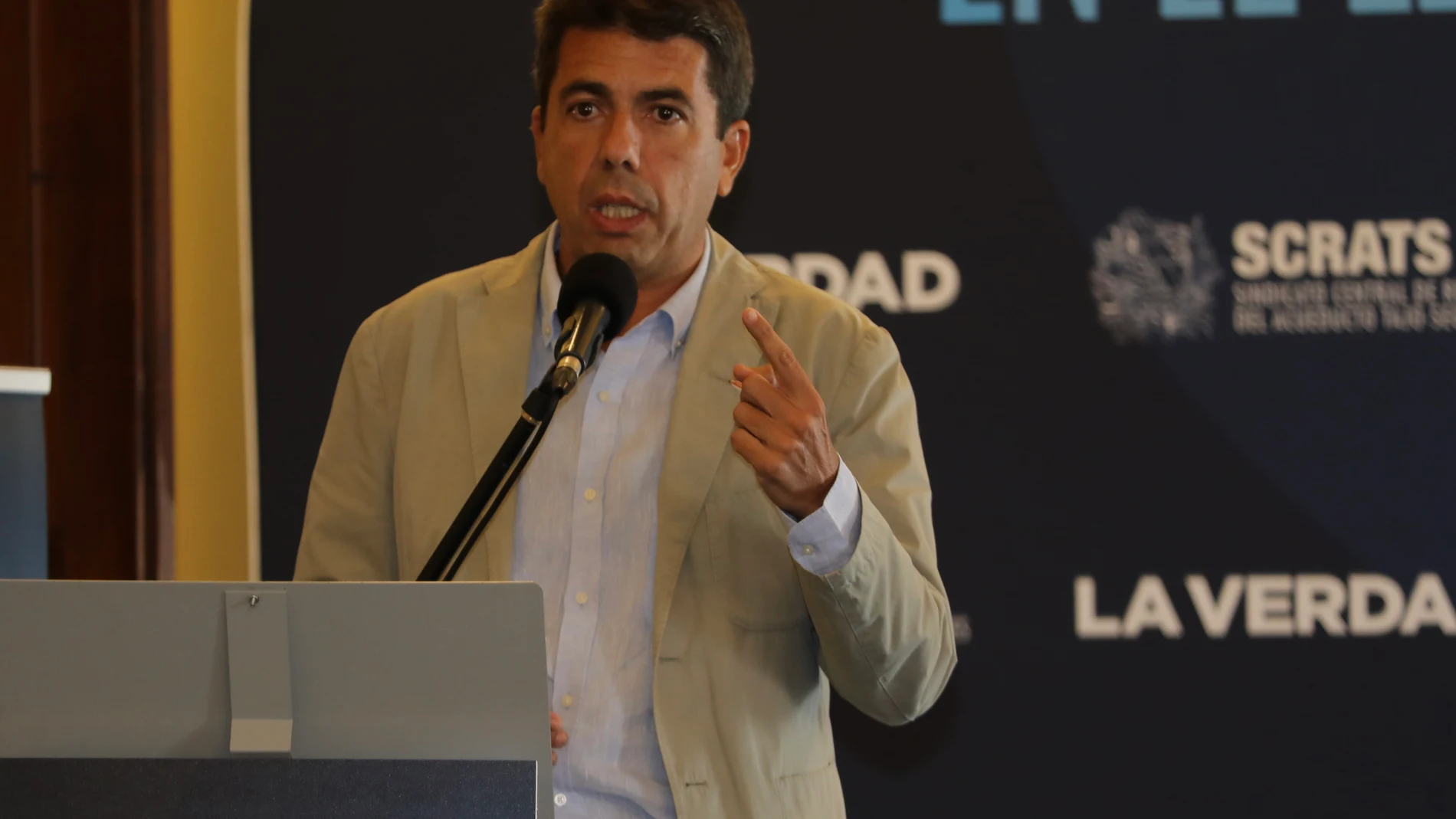 El presidente de la Diputación de Alicante, Carlos Mazón