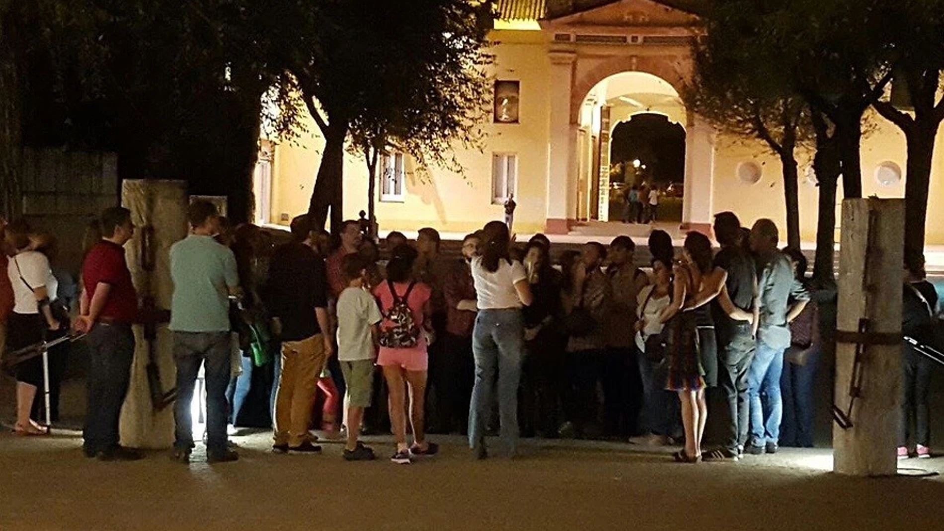 El CAAC realiza visitas guiadas a la exposición 'Extraño' en la Noche en Blanco