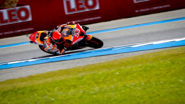 Marc Márquez, en una curva del circuito de Buriram