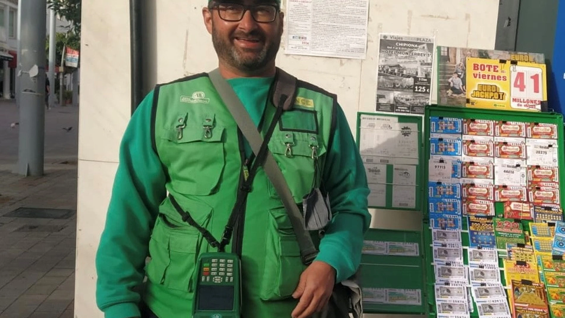 El vendedor que repartió el premio en Chipiona