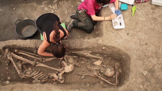 Trabajos de exhumación en el barranco de Víznar, en Granada
