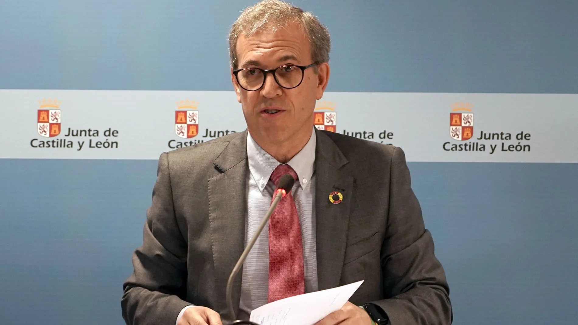 El consejero de Industria, Comercio y Empleo, Mariano Veganzones