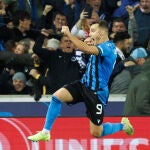 Jutglà celebra el segundo gol del Brujas