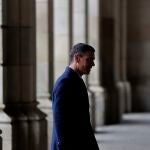 El presidente del Gobierno, Pedro Sánchez, ayer, a su llegada a la cumbre hispano-alemana en La Coruña
