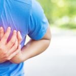 La mayoría de las patologías cardiovasculares pueden prevenirse a través del control de factores de riesgo relacionados con los estilos de vida como el tabaquismo, la hipertensión, la obesidad o el sedentarismo 