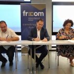 La patronal de la Construcción Frecom, junto con los sindicatos UGT y CCOO, firman el acuerdo salarial con una subida del 3 por ciento