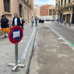 María José Catalá visitó el viernes el barrio. El PP ha pedido que no se sancione hasta que se logre un consenso