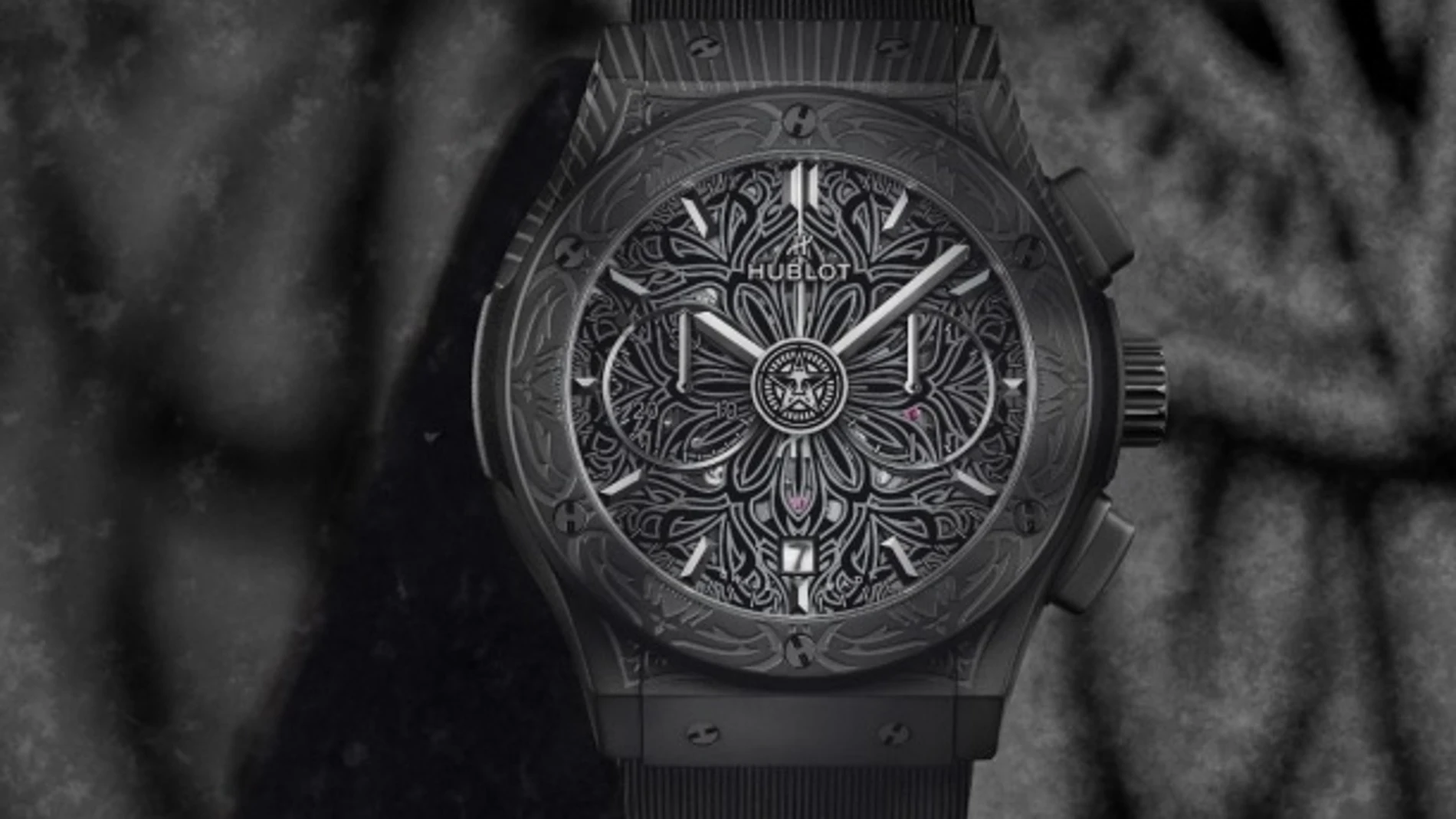 Así es el el Classic Fusion Aerofusion Chronograph All Black Shepard Fairey.
