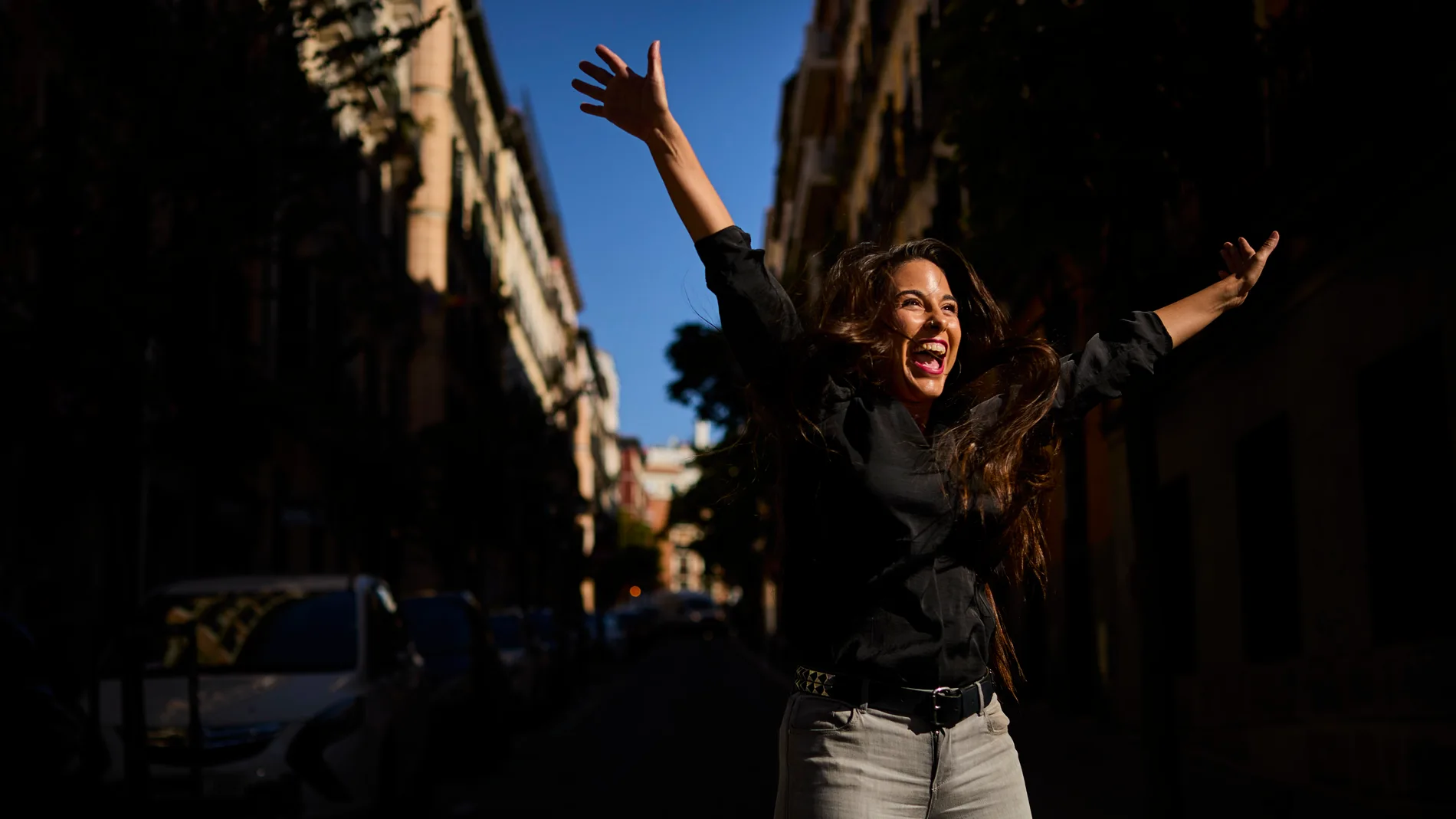 Entrevista con Nerea Blanco, licenciada en filosofía, está al frente de Filosofers, una plataforma en la que da alas al pensamiento crítico y a las humanidades, especialmente a la filosofía.