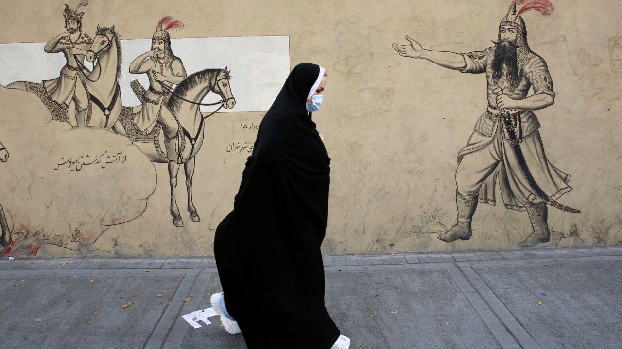 Irán detiene a dos organizadores de un maratón por permitir corredoras sin velo