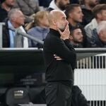 Pep Guardiola, pensativo durante el último partido del Manchester City, ante el Copenhague