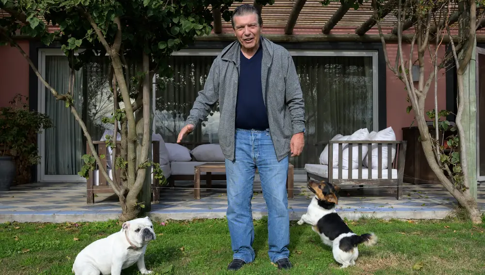 Carlos Páez, uno de los supervivientes en una imagen de este verano