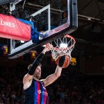 Jan Vesely anotó 15 puntos en Kaunas