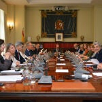 Rafael Mozo, en la imagen presidiendo hoy el Pleno, ha sido elegido por sus compañeros para asumir de forma interina las funciones del dimitido Lesmes
