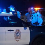 La policía en el lugar del tiroteo en Raleigh, en Carolina del Norte
