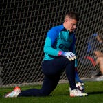 Ter Stegen, durante el último entrenamiento del Barcelona antes del Clásico