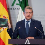 El consejero de la Presidencia, Interior, Diálogo Social y Simplificación Administrativa, Antonio Sanz