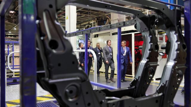 El presidente de la Junta de Castilla y León, Alfonso Fernández Mañueco, participa en la inauguración de una nueva Prensa Transfer de Estampación en Frío del Grupo Benteler
