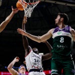 Unicaja Málaga en el partido contra el JDA Dijon en el pabellón José María Martín Carpena, en Málaga. EFE/Jorge Zapata