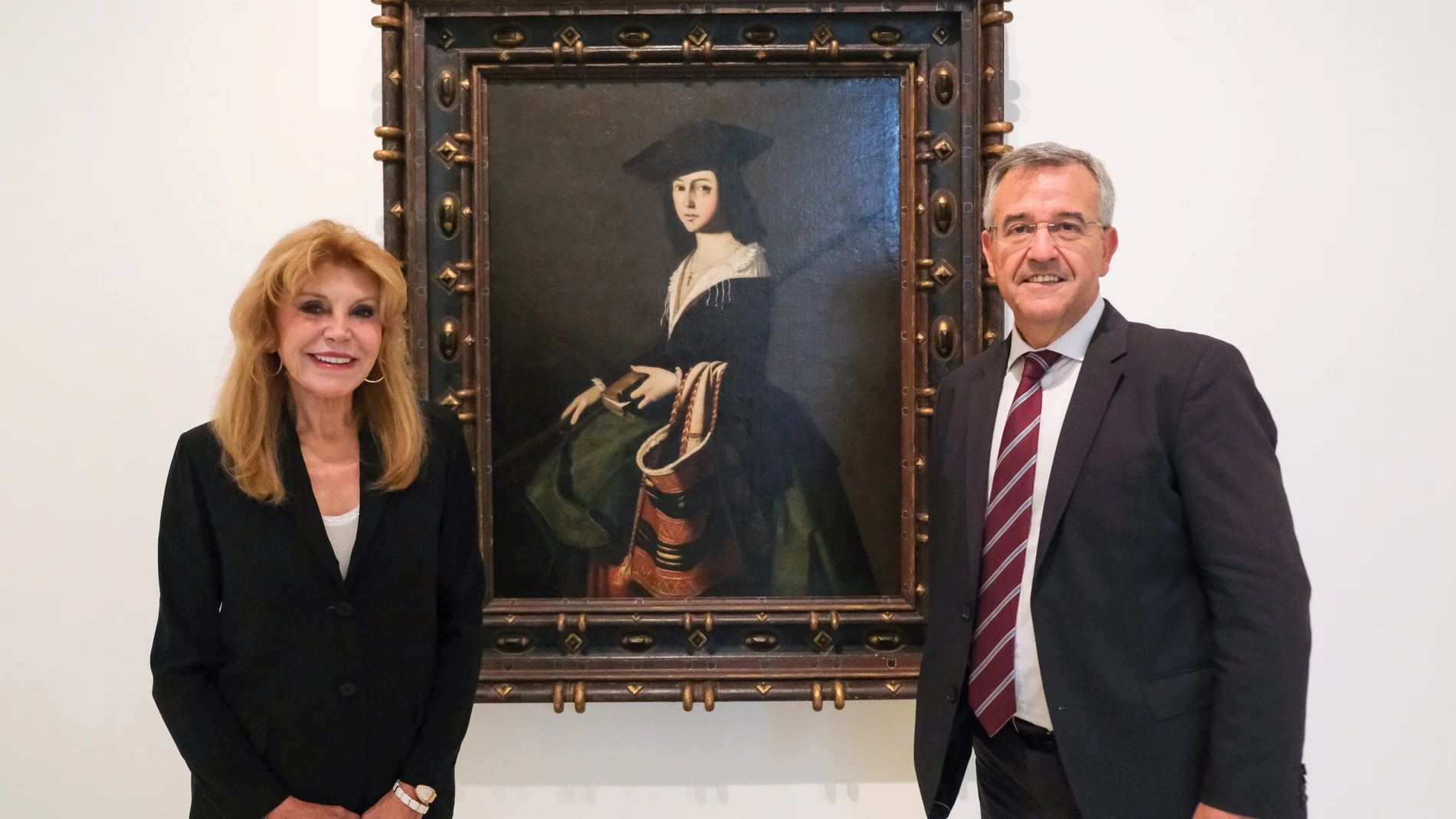 El alcalde de Estepona, José María García Urbano y Carmen Thyssen,