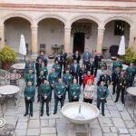 Los responsables de la unidad de Secuestros y Extorsiones de la UCO junto a sus homólogos en 16 países iberoamericanos, durante la jornada de inauguración del encuentro en Segovia, con la subdelegada del Gobierno en la provincia, Lirio Martín García