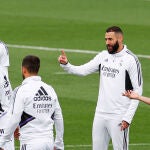 Karim Benzema, en el último entrenamiento del Real Madrid antes de recibir al Sevilla