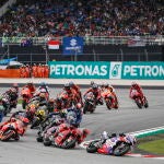 Nada más arrancar la carrera de Malasia Bagnaia se puso en segunda posición