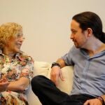 Pablo Iglesias y Manuela Carmena, en julio de 2015, durante una reunión en el Palacio de Cibeles
