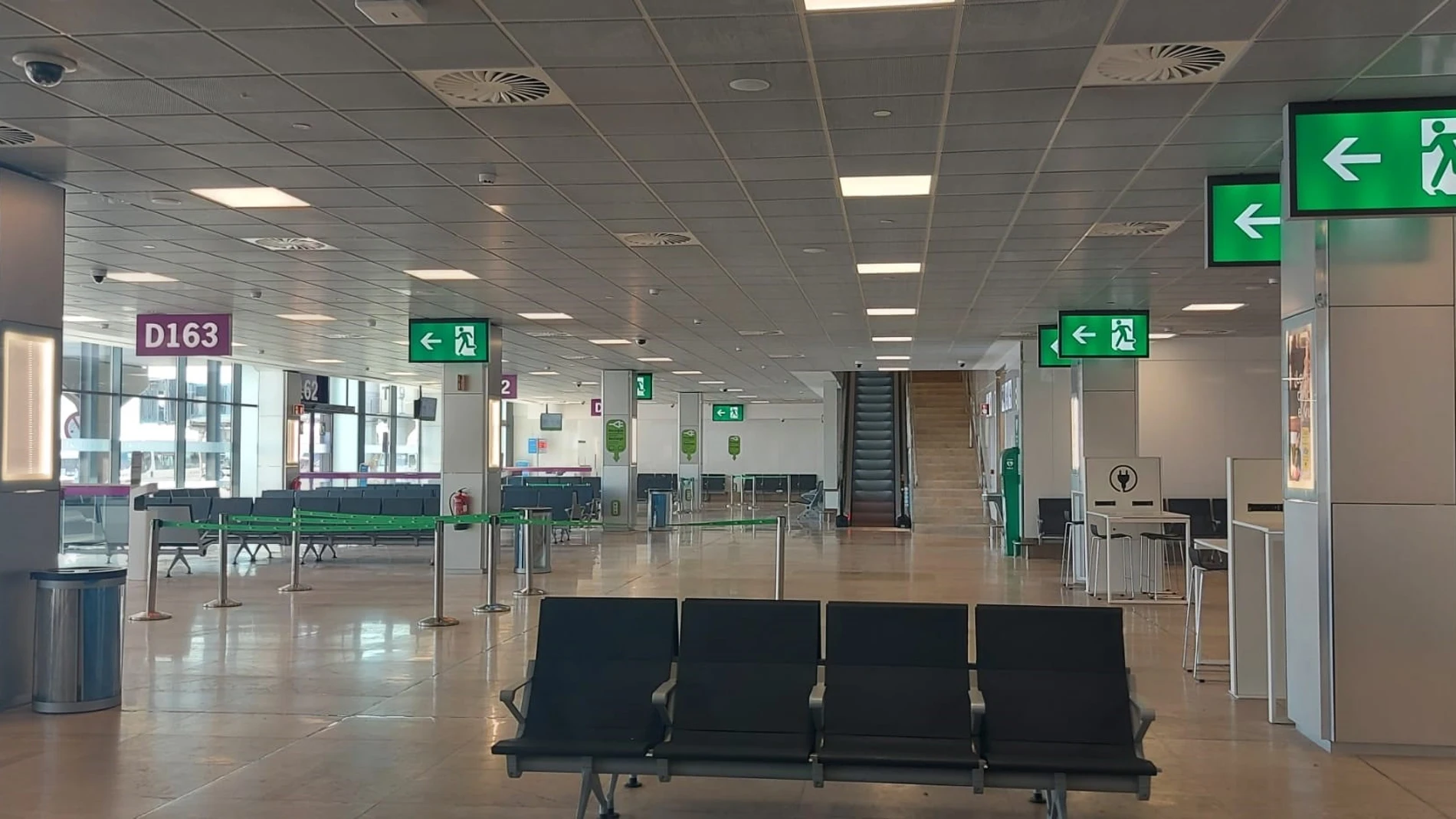 El aeropuerto Madrid-Barajas abre una nueva sala para embarque de pasajeros de vuelos en remoto