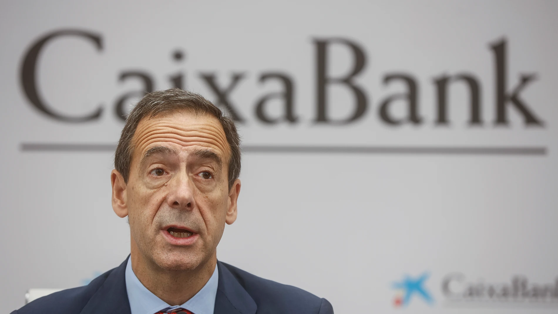 El consejero delegado de CaixaBank, Gonzalo Gortázar, interviene durante la presentación de los resultados de la entidad de los nueve primeros meses de 2022