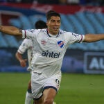 Luis Suárez con Nacional. EFE/ Gastón Britos