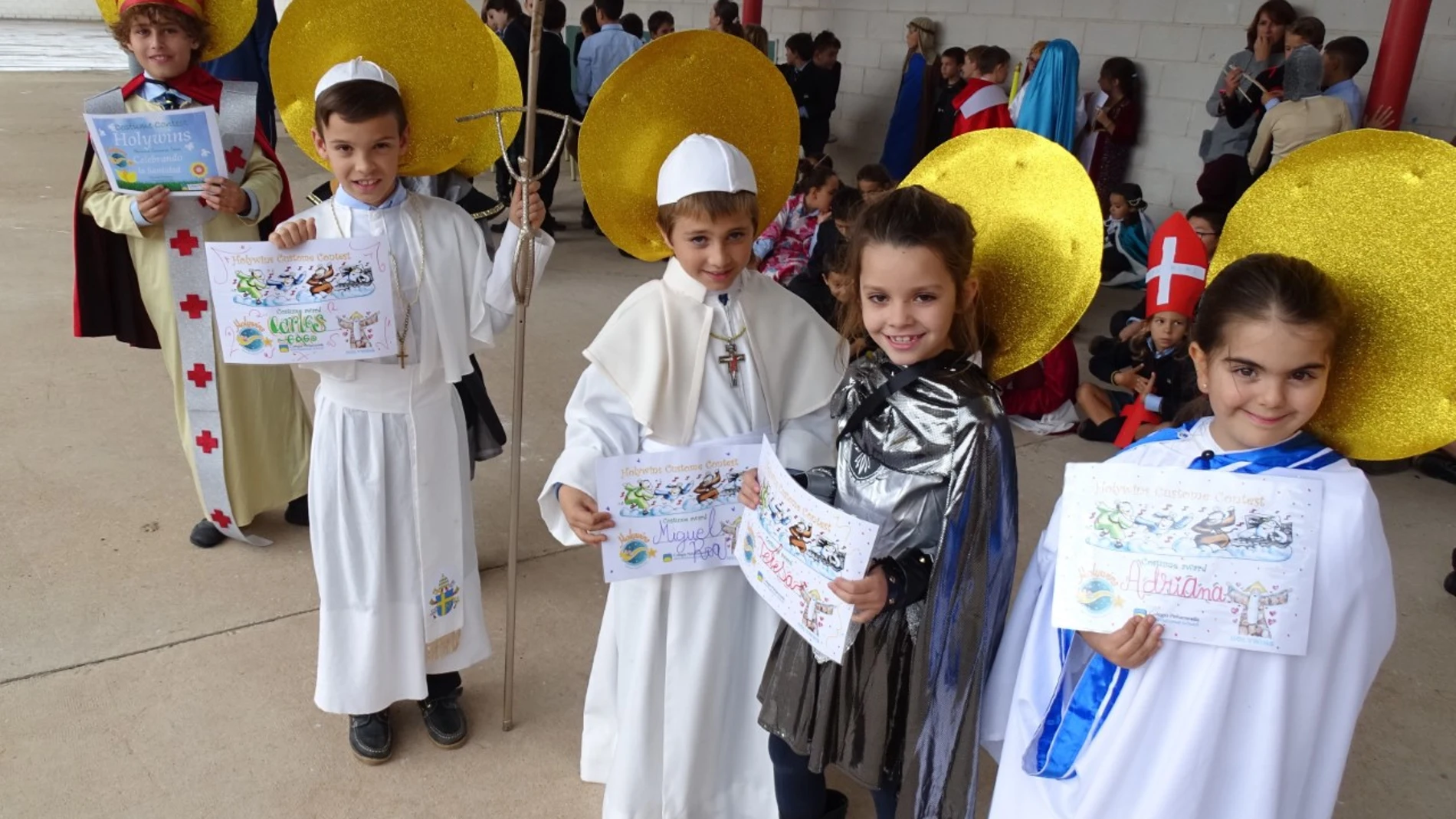 El colegio Peñacorada celebra Holywins