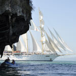 Royal Clipper sobre el mar.
