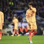 Joao Félix y Griezmann se lamentan durante el partido contra el Oporto