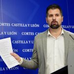 El secretario general del PSOECyL y portavoz del Grupo Parlamentario Socialista en las Cortes, Luis Tudanca, valora la actualidad política
