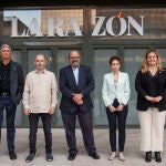 Los ponentes y el moderador, José Luis García, Rubén del Campo, Ignacio Rodríguez, Vanesa Rodríguez e Isabel Garro