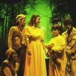 Wendy y los niños perdidos, en un momento del "Peter, el musical"