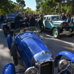 El Retiro se llena de coches clásicos de la mano de Veteran Car Club
