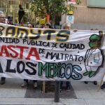 Díaz Ayuso y «batas moradas»