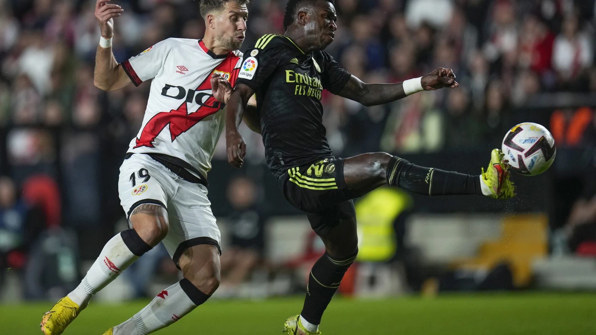 Vinicius y Lejeune, en el Rayo Vallecano-Real Madrid de LaLiga