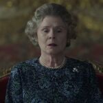 Imelda Staunton, la nueva reina de The Crown en la quinta temporada.