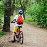 El 75% de los niños no está ni una hora al día al aire libre