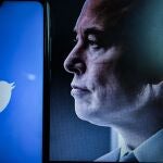 Desde que Musk ha comprado Twitter la red social salta de polémica en polémica
