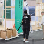Embalajes y cajas ocupan este viernes el paisaje de los pabellones de delegaciones y entidades que participaron durante dos semanas en la cumbre climática COP27 en la ciudad egipcia de Sharm el Sheij y que ya han hecho las maletas, pese a que las negociaciones para llegar a un acuerdo en la lucha contra el cambio climático se han extendido -al menos- durante 48 horas.